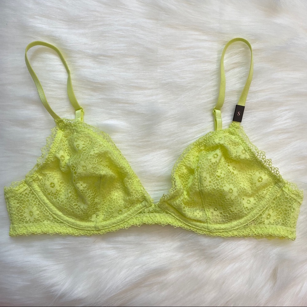 ✨NEW✨ VS Neon Bra